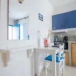 Sunshine Aparthotel 3*
