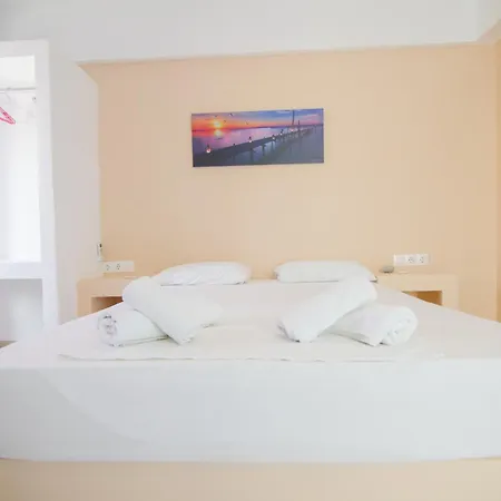 Aparthotel Sunshine *