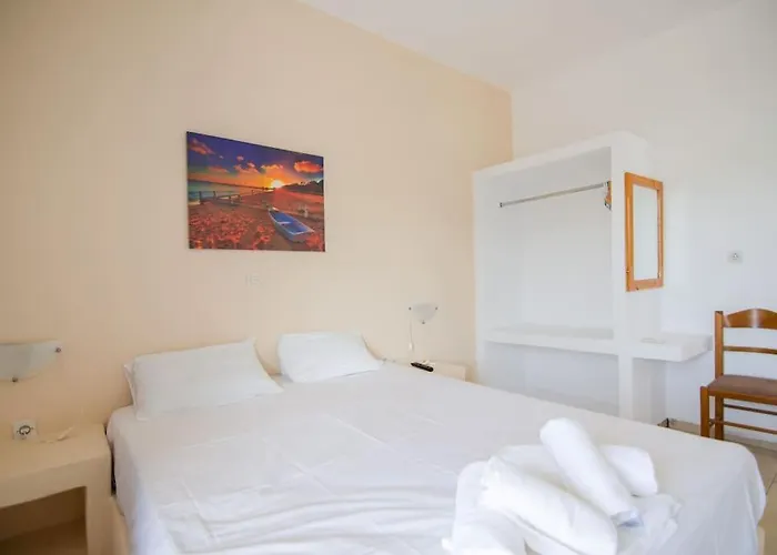 Sunshine Aparthotel Mylopotas