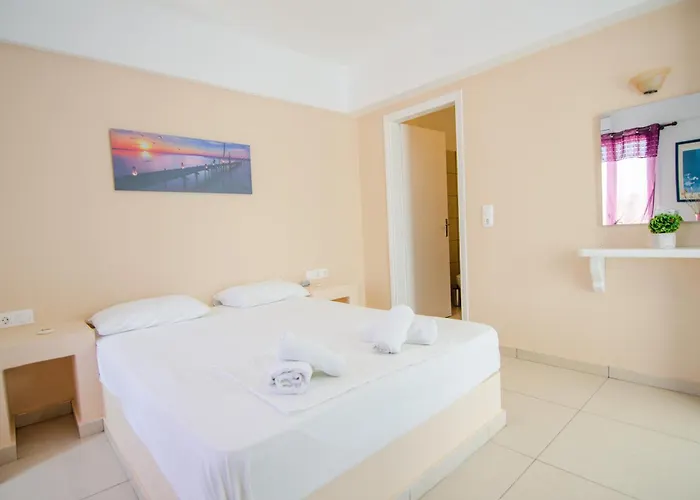 Aparthotel Sunshine 3*