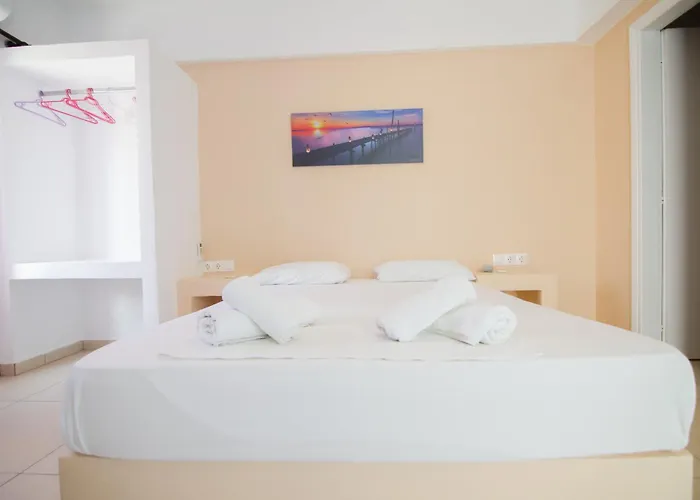 Aparthotel Sunshine 3*