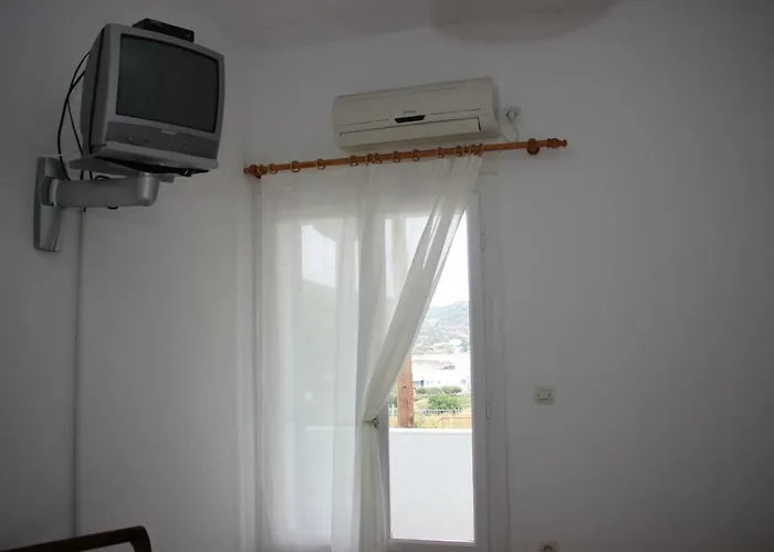 Sunshine Aparthotel Mylopotas